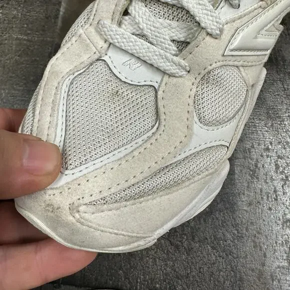 New Balance 9060 Reflection (GS) GC9060LL Women’s Size 6 White Shoes - Picture 10 of 16